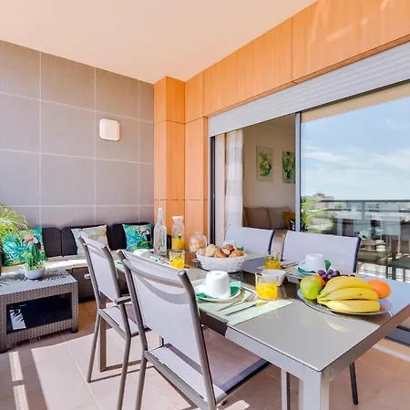 Apartment Ria House - Beautiful With Swiming Pool