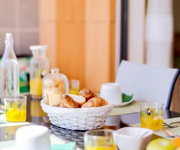 Ria House - Beautiful With Swiming Pool