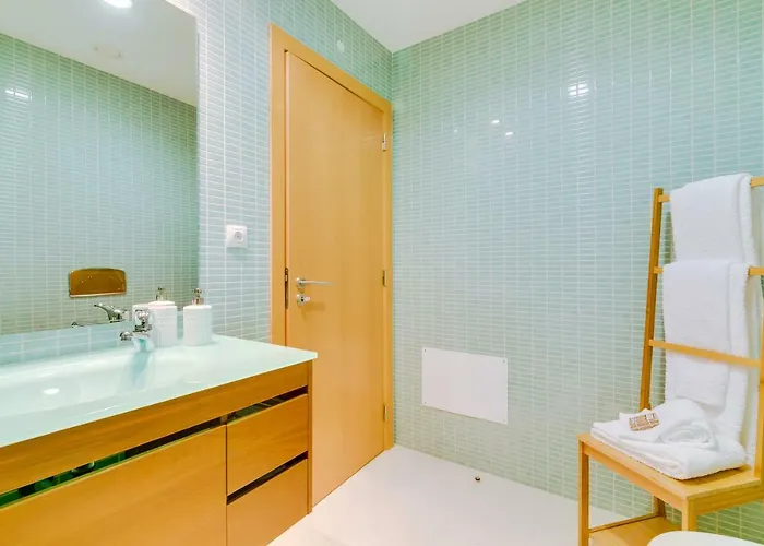 Ria House - Beautiful With Swiming Pool 아파트 *